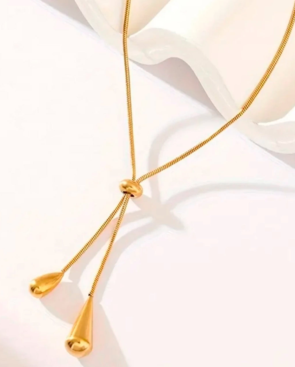 Colar Longo Regulável com Pingentes Gota Banhado a Ouro 18K e Prata 925