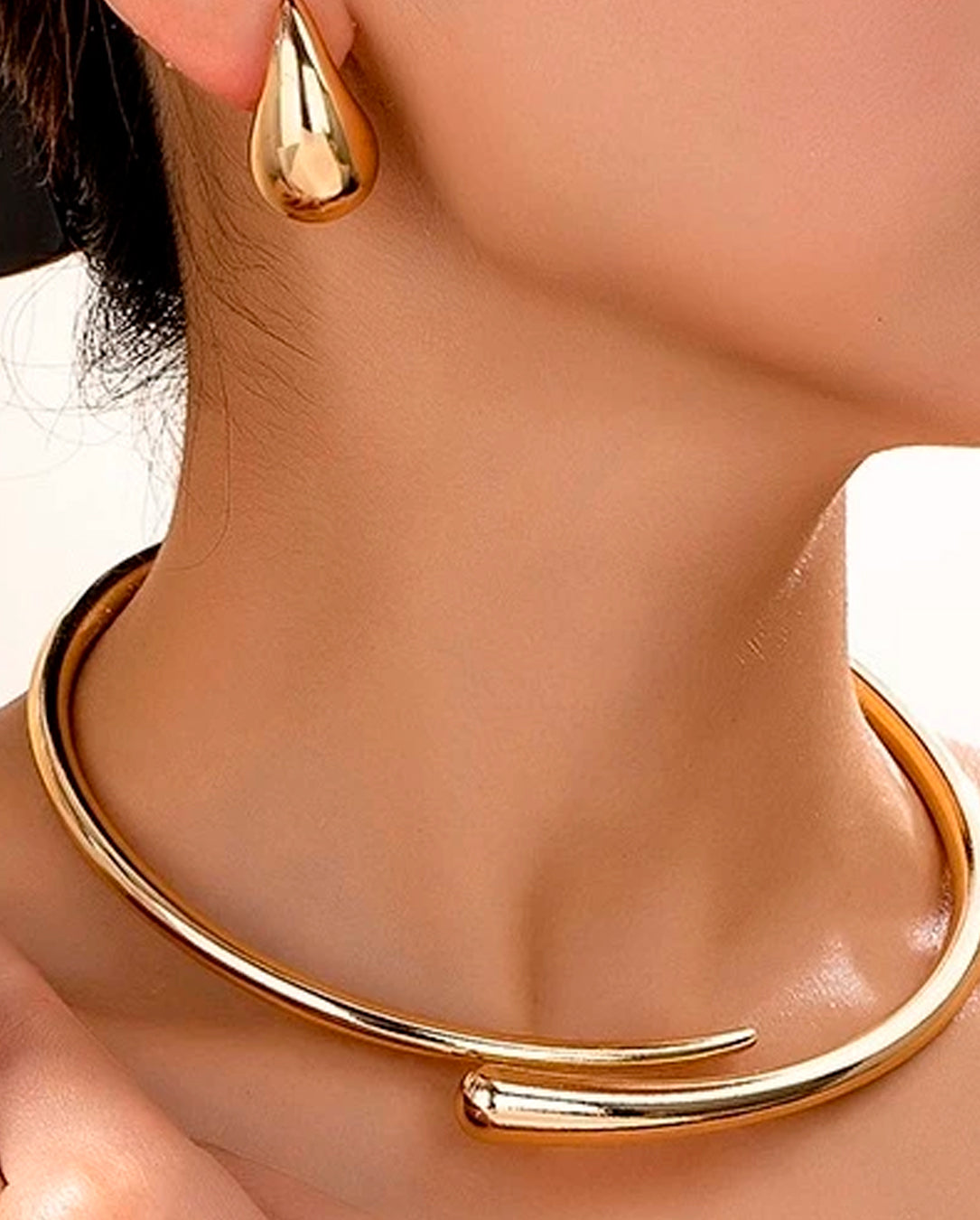 Kit Colar Torno e Brinco Gota Feminino Dourado e Prata Elegante