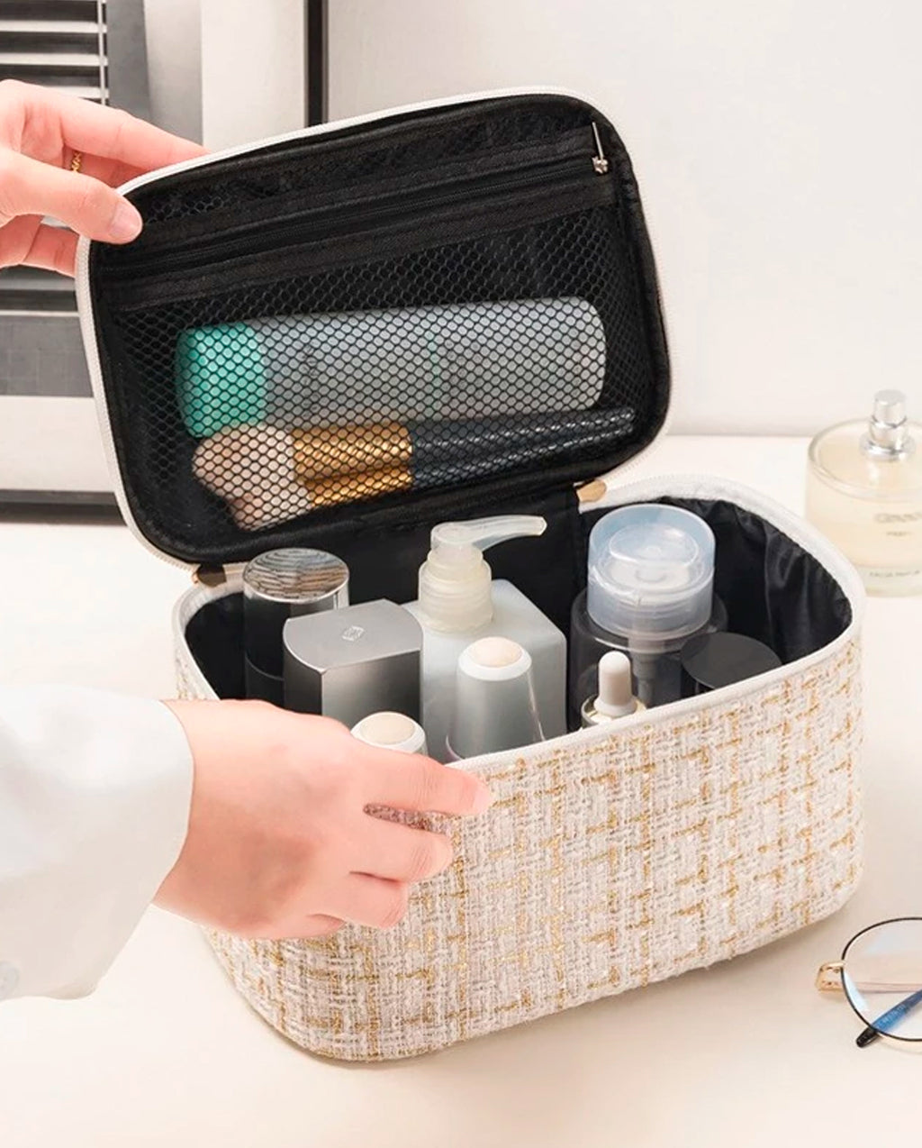 Bolsa Necessaire Tweed Feminina Com Zíper E Alça em Courinho