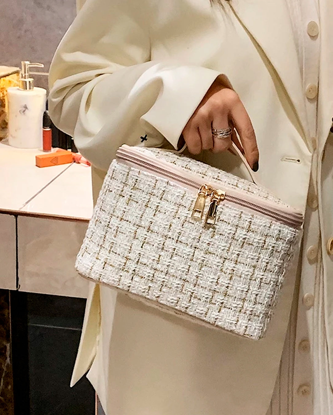 Bolsa Necessaire Tweed Feminina Com Zíper E Alça em Courinho