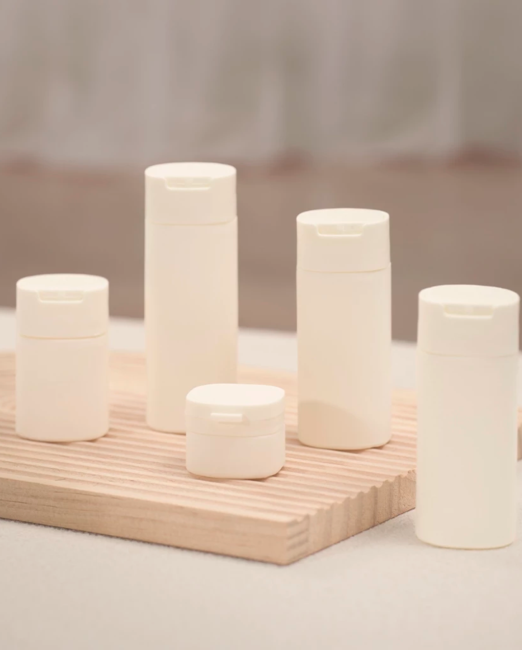 Kit 5 Frascos De Viagem PE Alta Qualidade Cosméticos Skincare Shampoo Sabonete Líquido