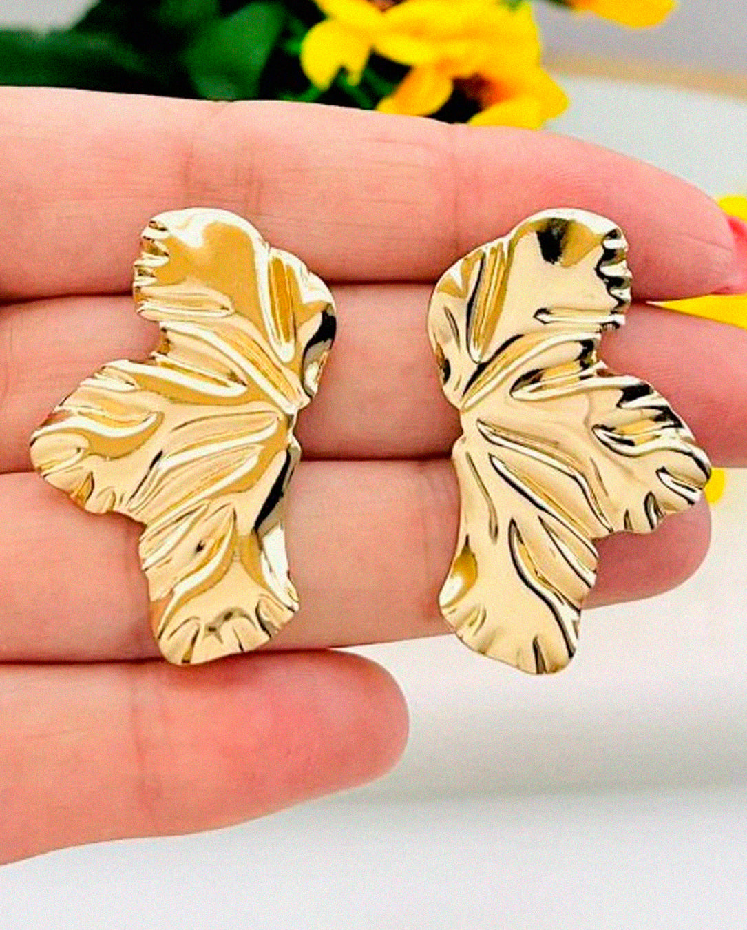 Brinco Feminino Pétala de Flor Folheados Orgânico Ouro e Prata