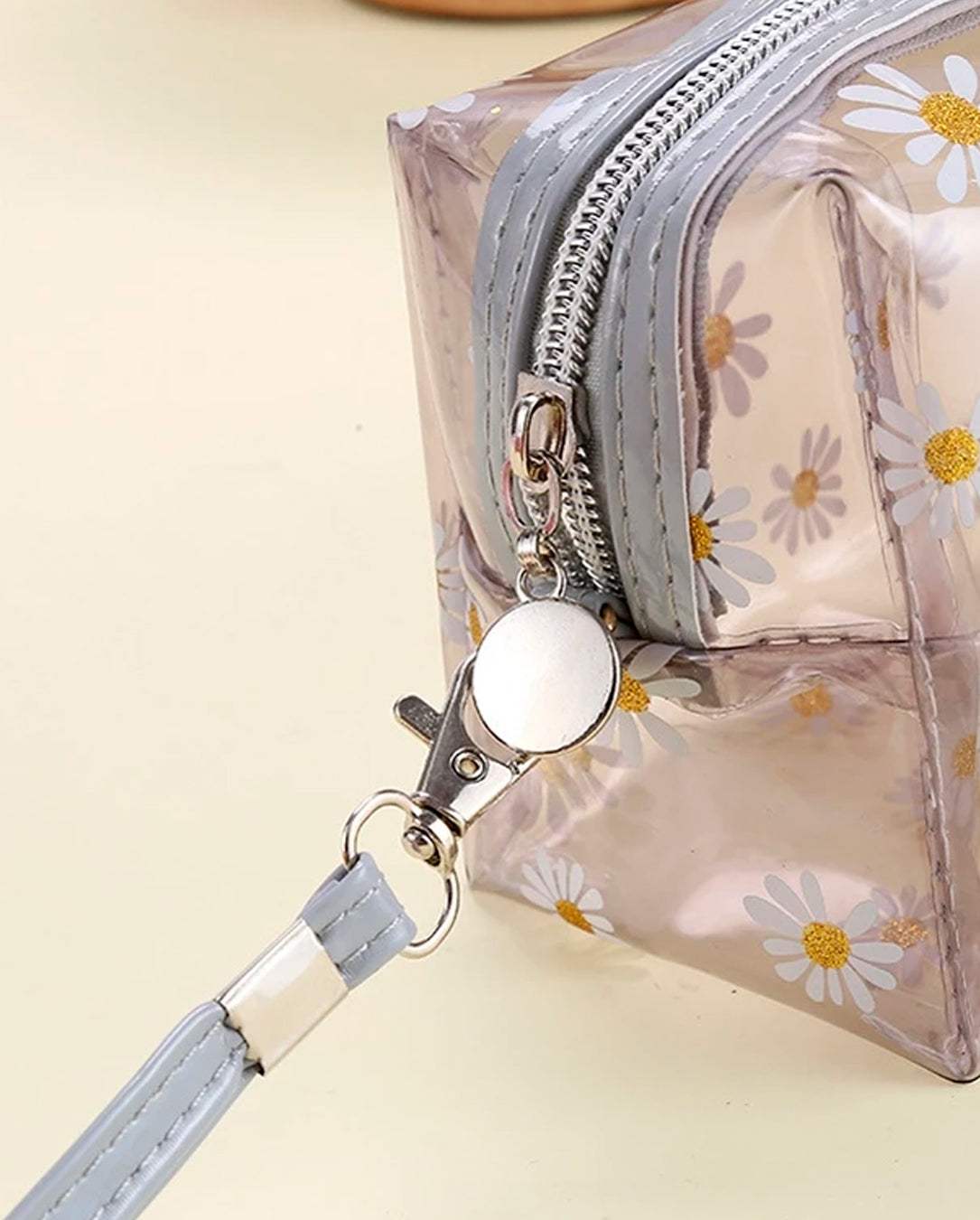 Kit 1 a 3 Unidades Bolsa Necessaire De Flores Transparente Com Alça Compacta