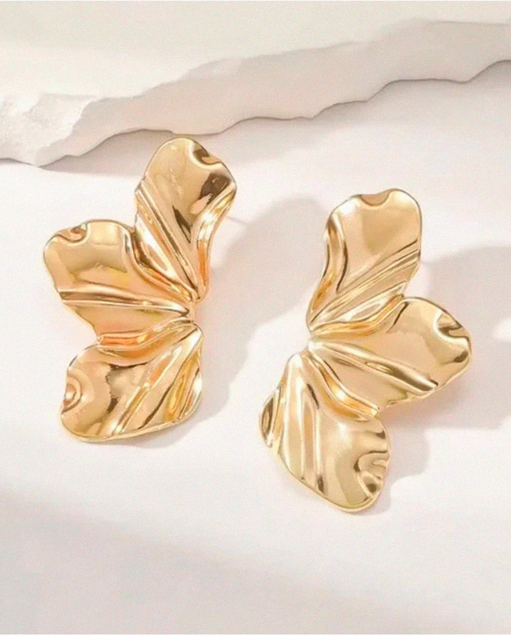 Brinco Feminino Pétala de Flor Folheados Orgânico Ouro e Prata