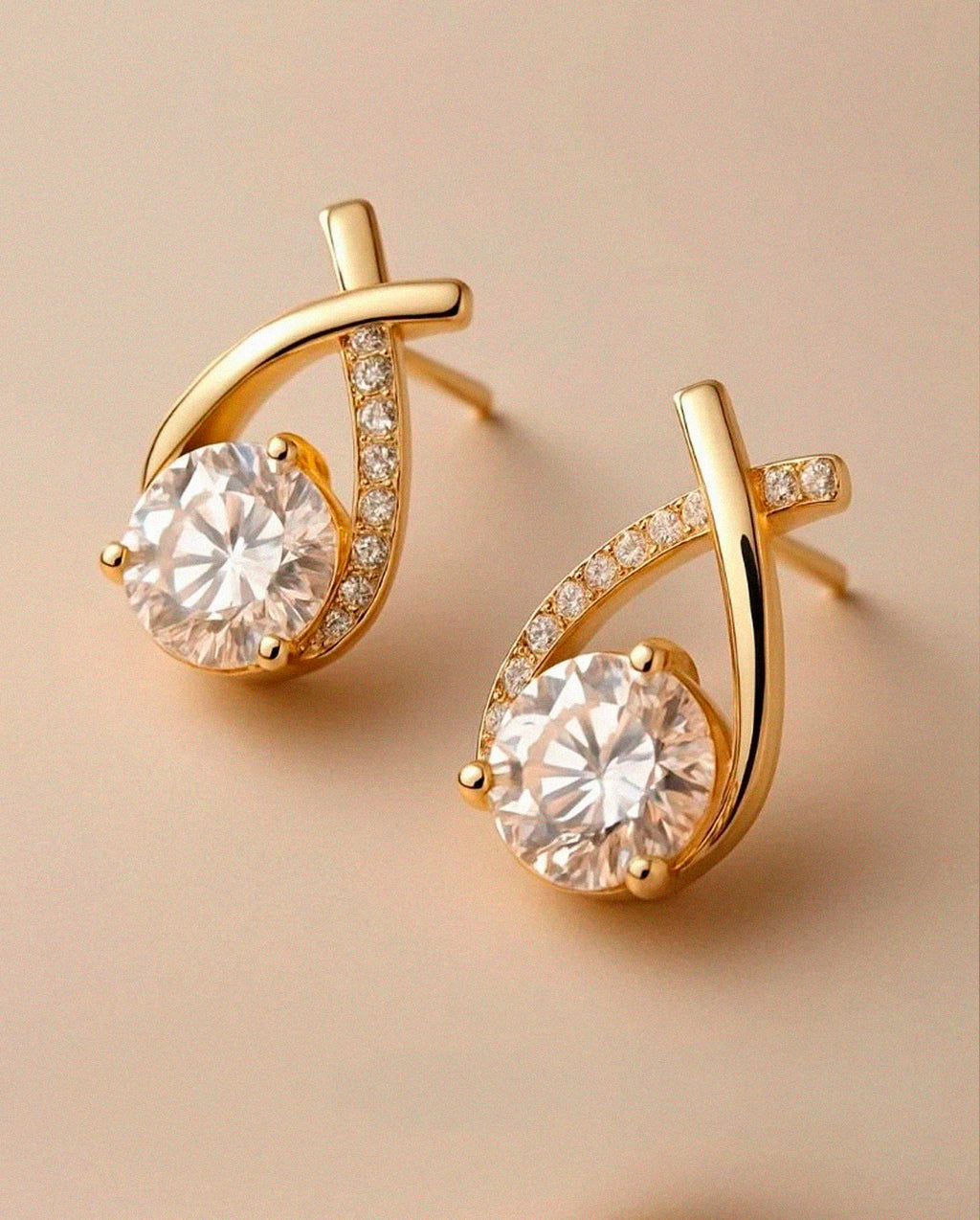 Brinco Brilhante Zircônia Elegante Casual Banhado a Ouro ou Prata