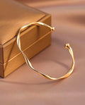 Pulseira Feminina Torcida De Alta Qualidade Banhada A Ouro