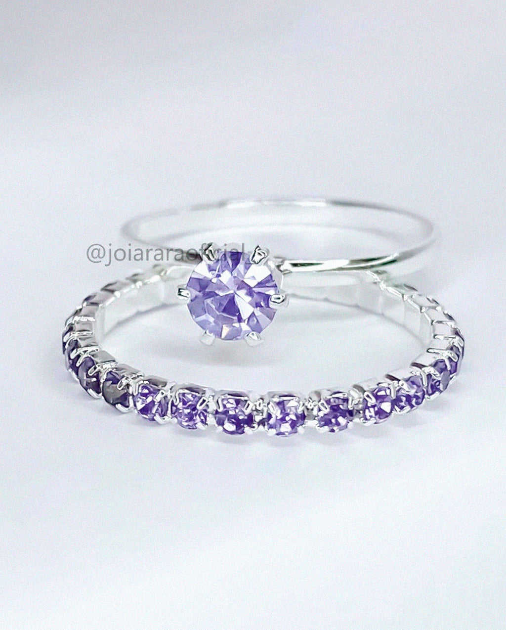 Kit 2 Anéis Banhados – Solitário e Aparador com Strass Lilás