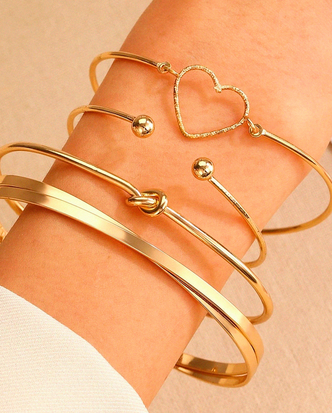 Kit 4 Pulseiras Feminina Conjunto Multicamadas Vintage Banhado A Ouro 18K