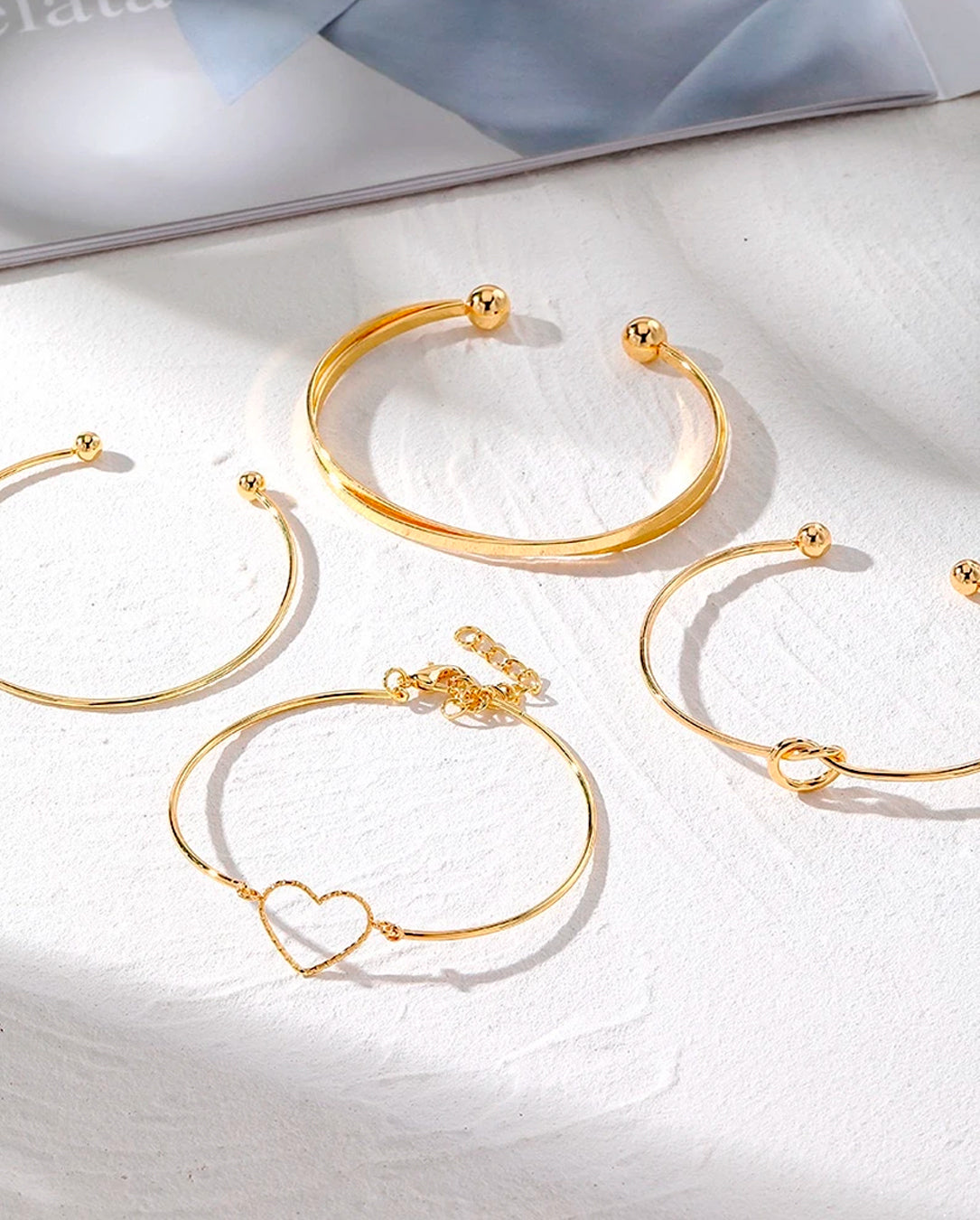 Kit 4 Pulseiras Feminina Conjunto Multicamadas Vintage Banhado A Ouro 18K