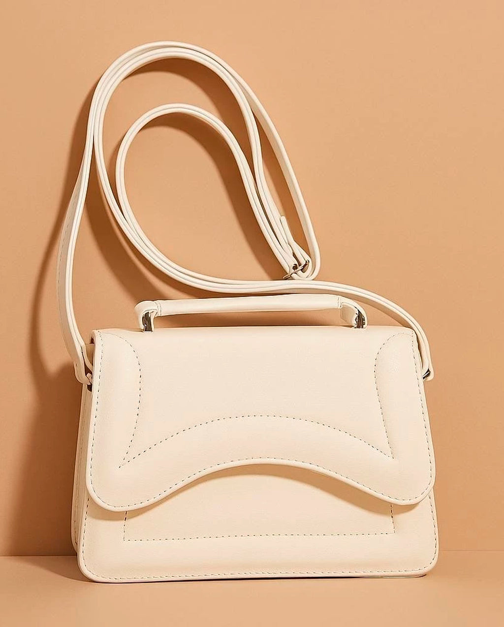 Bolsa Feminina De Mão E Transversal Modelo Vega Design Metalizado