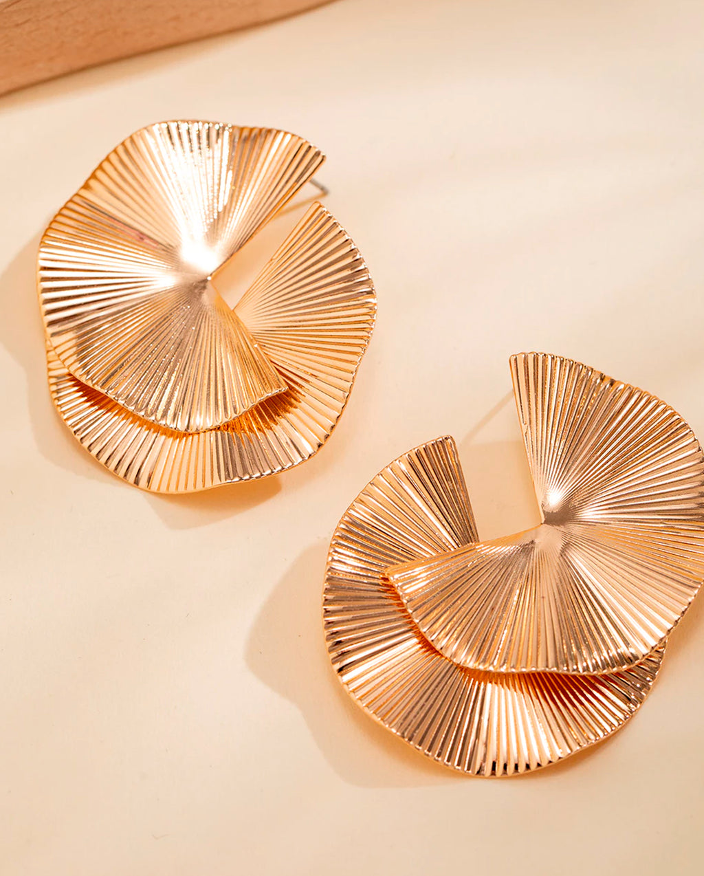 Brincos De Metal Orgânico Empilhados De 2 Camadas Feminino
