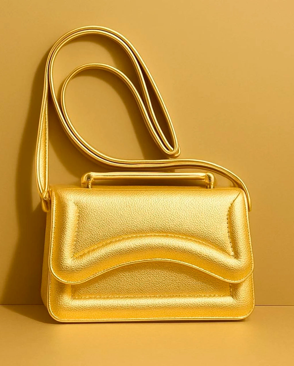 Bolsa Feminina De Mão E Transversal Modelo Vega Design Metalizado