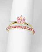 Kit 2 Anéis Banhados – Solitário e Aparador com Strass Rosa Bebê