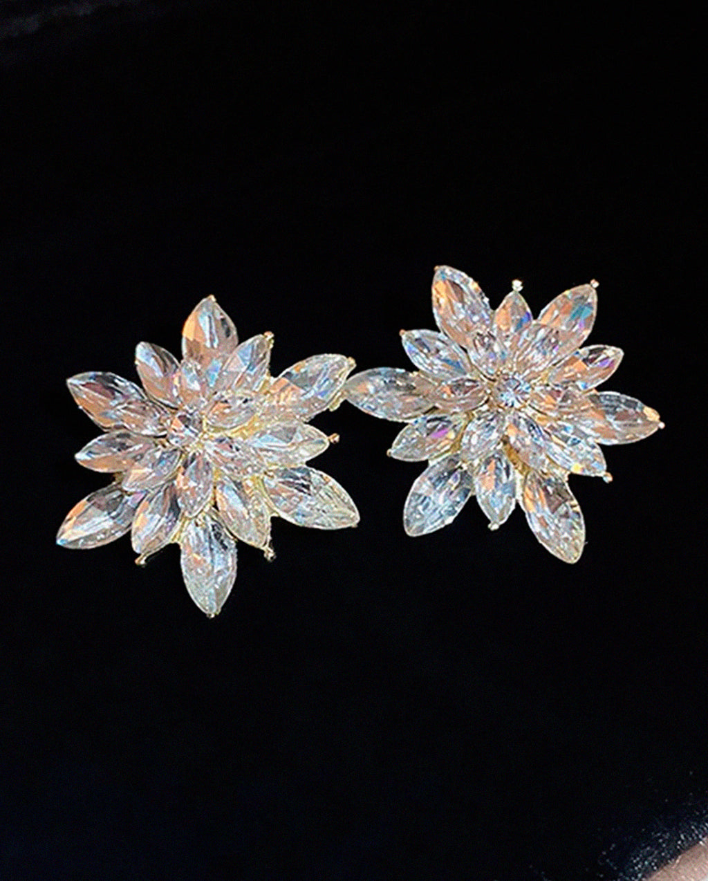 Brincos Femininos Flor com Zircônia Luxo – 2 Peças Estilo Coreano