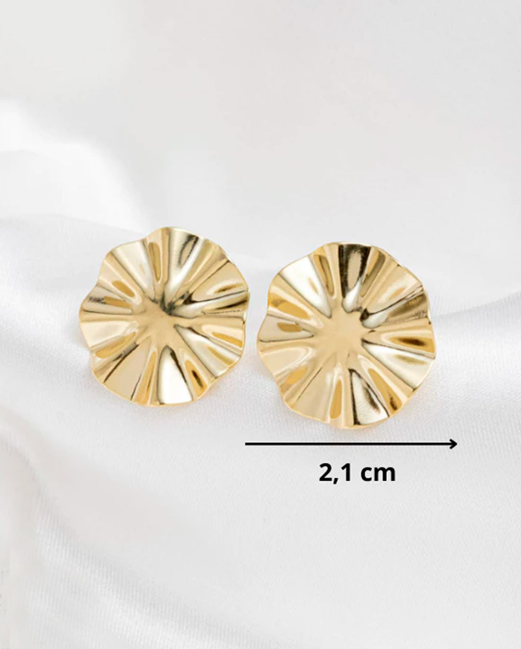 Brinco De Chapa Feminino Redondo Orgânico Banhado a Ouro 18K