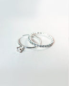 Kit 2 Anéis Banhados a Prata Solitário Zircônia + Aparador de Aliança Cravejado