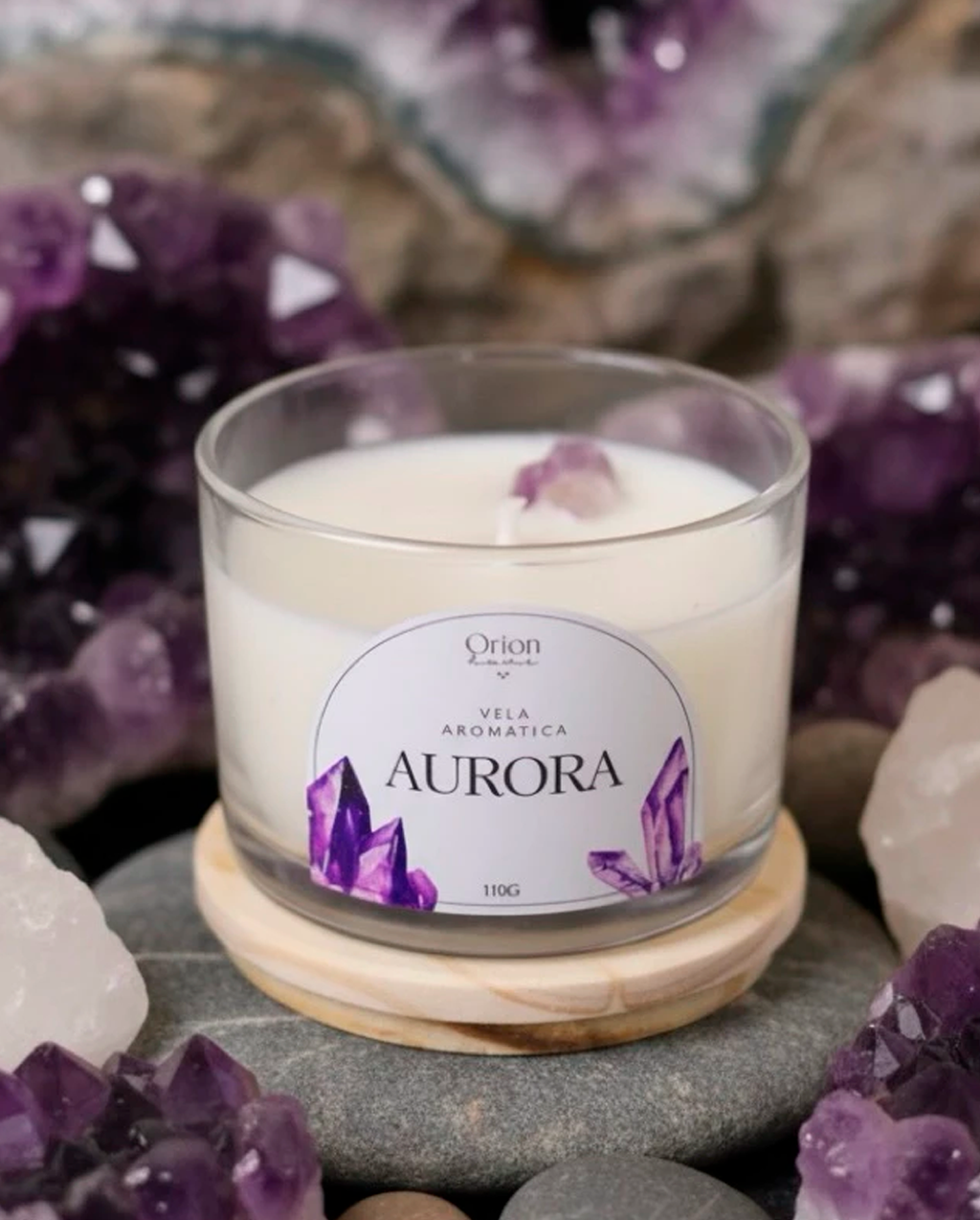 Vela Aromática Artesanal Premium 110g Vários Aromas Com Especiarias E Tampa De Madeira