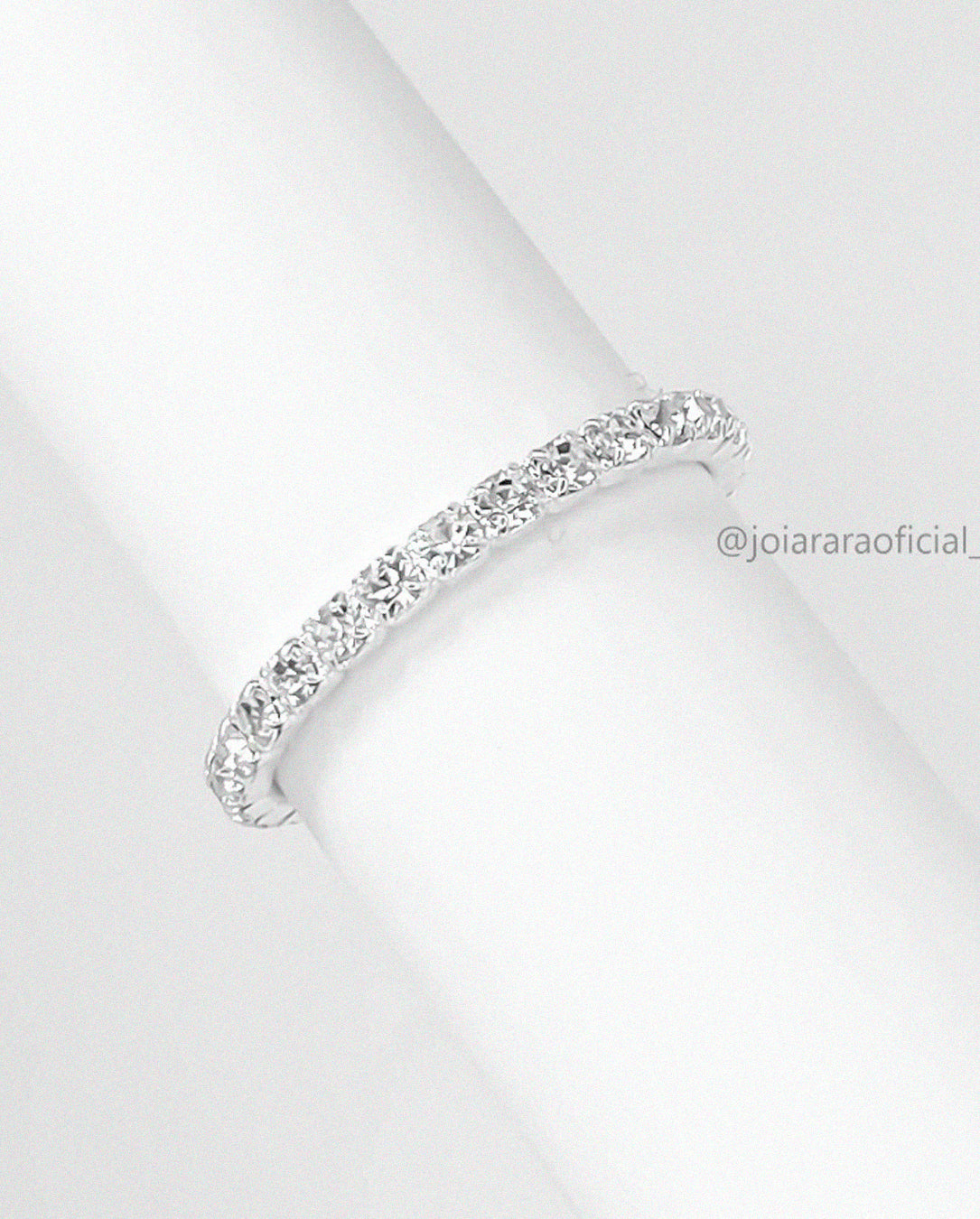 Anel Aparador de Aliança Cravejado Brilhante Banhado a Ouro ou Prata