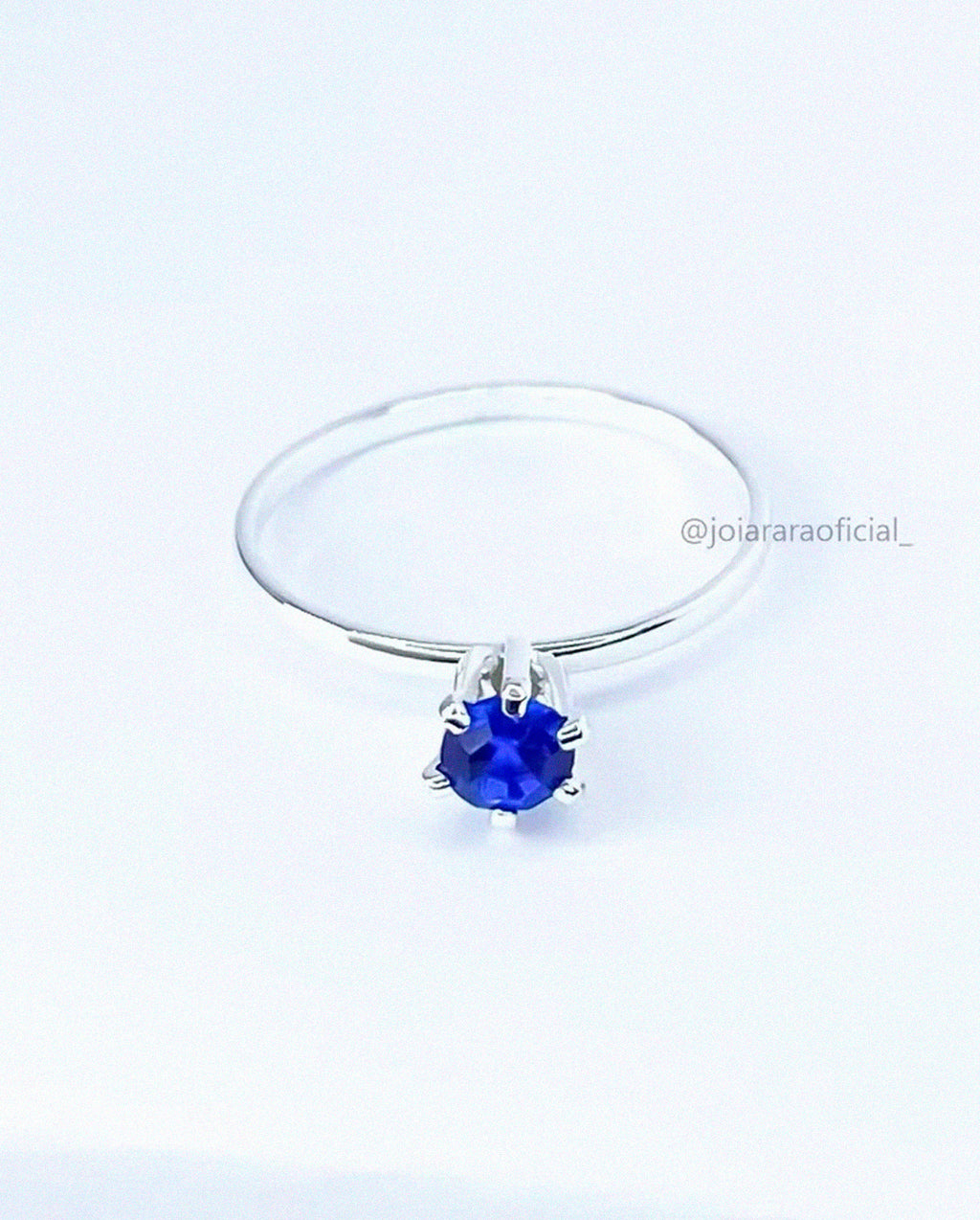 Anel Moeda Antiga Solitário com Zircônia Azul 2mm Banhado a Ouro 18k