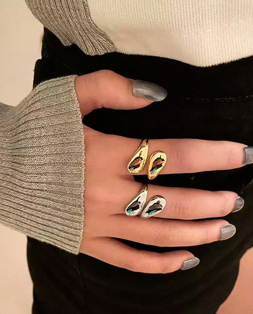 Anel Feminino Ajustável 2 Gotas Lisas – Semijoia Banhada a Ouro 18K ou Prata
