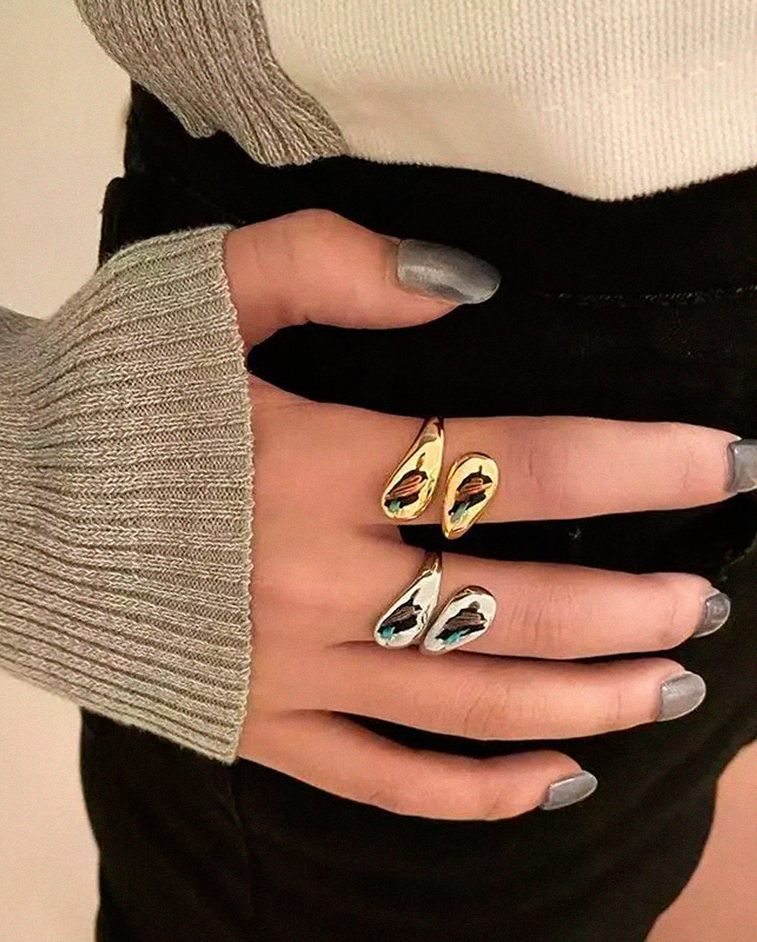 Anel Feminino Ajustável 2 Gotas Lisas – Semijoia Banhada a Ouro 18K ou Prata
