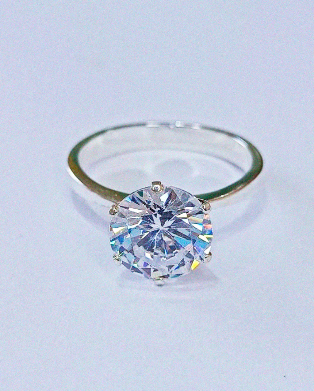 Anel Solitário em Prata 925 com Pedra de Zircônia Feminino