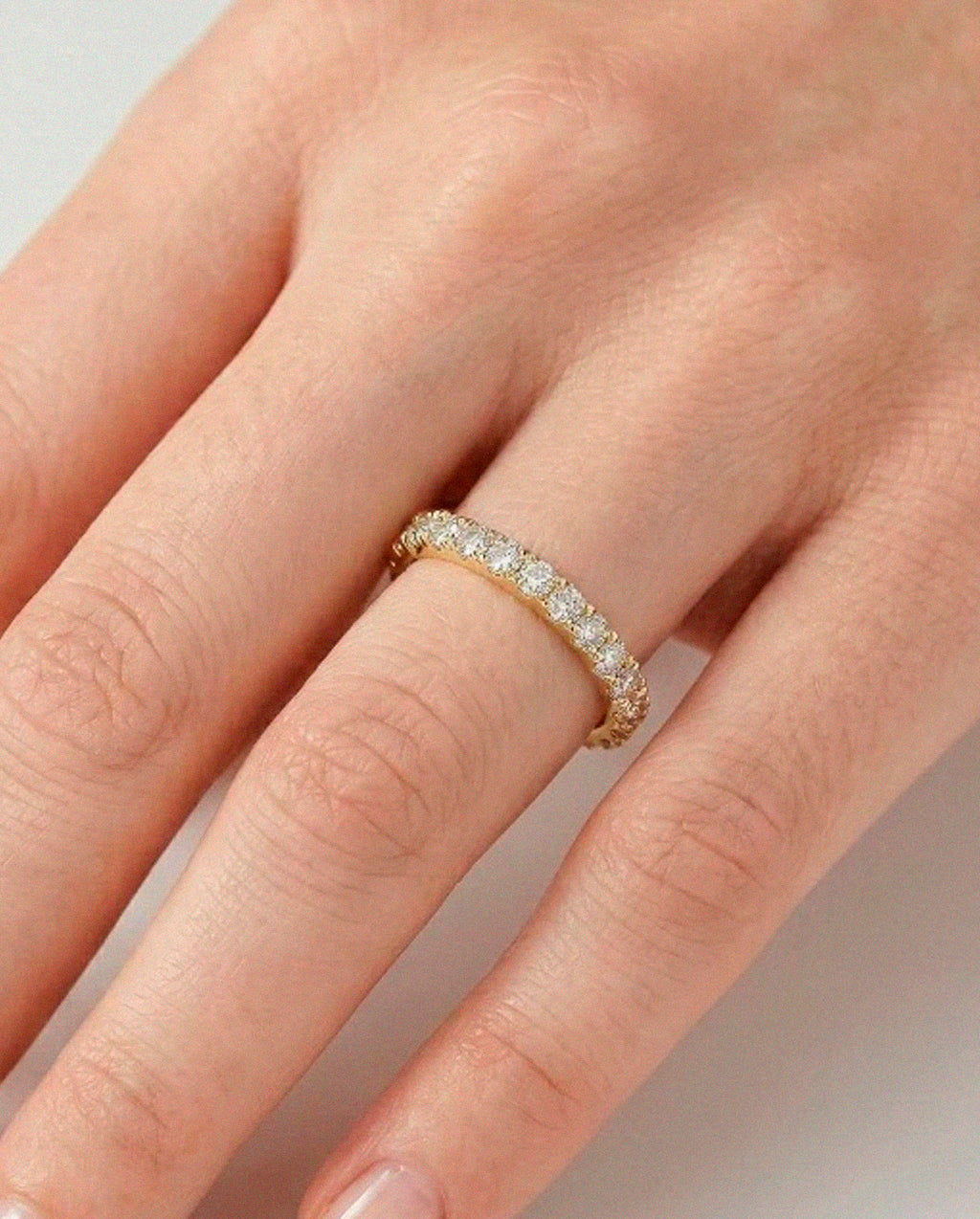 Anel Aparador de Aliança Cravejado Brilhante Banhado a Ouro ou Prata