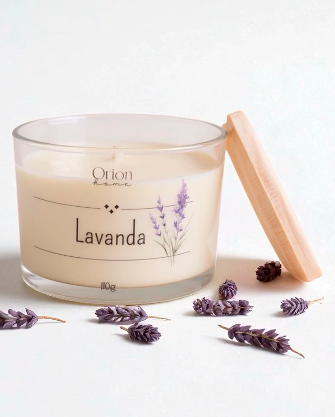 Vela Aromática Artesanal Premium 110g Vários Aromas Com Especiarias E Tampa De Madeira
