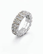 Anel Ice Cravejado em Zircônias Brilhantes – Ajustável e Confortável